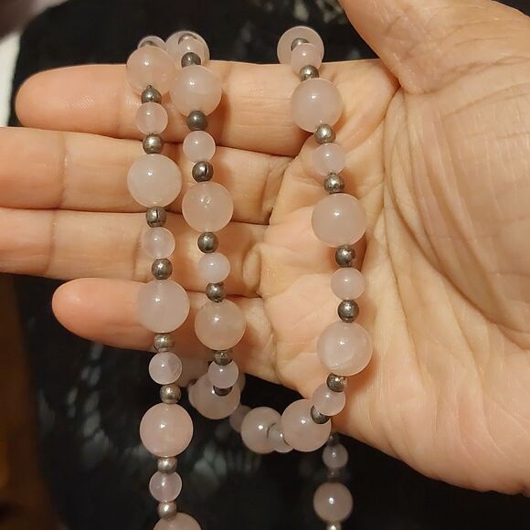 Rose Quartz Pink Crystals and Silver Tone Bead Necklace - Picture 3 of 4